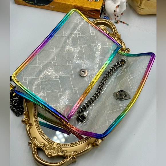 🆕 KURT GEIGER LONDON 🧿 NWOT Vinyl Medium Kensington Convertible Crossbody Bag - Picture 10 of 14